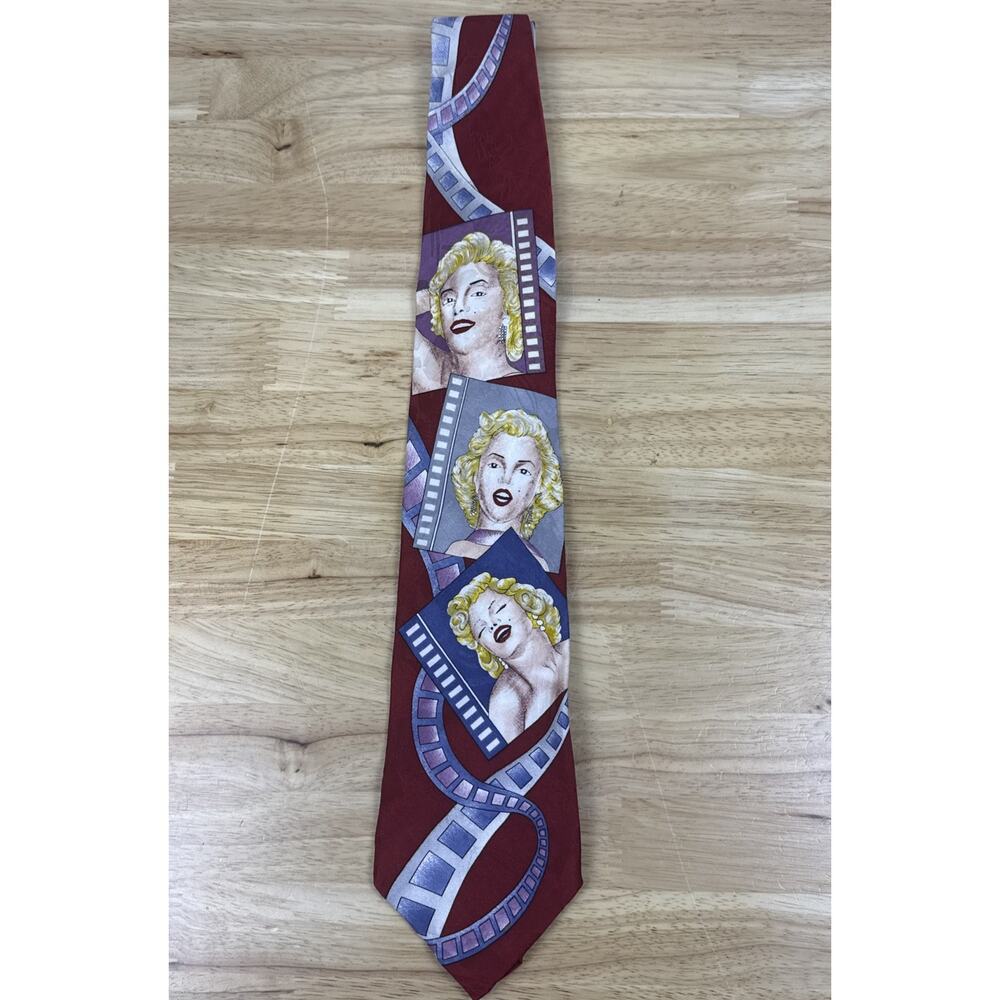 VTG 1993 Marilyn Monroe Silk Cornell Men’s Neck Tie Hollywood Film Reel Italy
